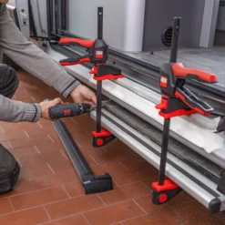 Bessey Einhandzwinge mit drehbarem Griff M - EZ360M-30