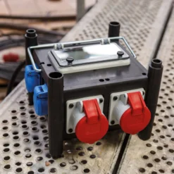 Brennenstuhl Kompakter Stromverteiler BSV 3-32A / TPE - 1153690400