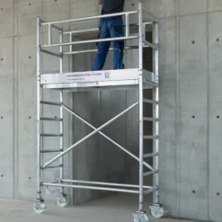 Günzburger Steigtechnik Rollgerüst 0,75 x 3 m mit Fahrbalken Plattformhöhe 3 m - 156347