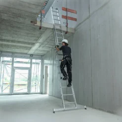 Günzburger Steigtechnik Stufen-Mehrzweckleiter 3tlg. mit nivello-Traverse 3 x 6 Stufen - 033318