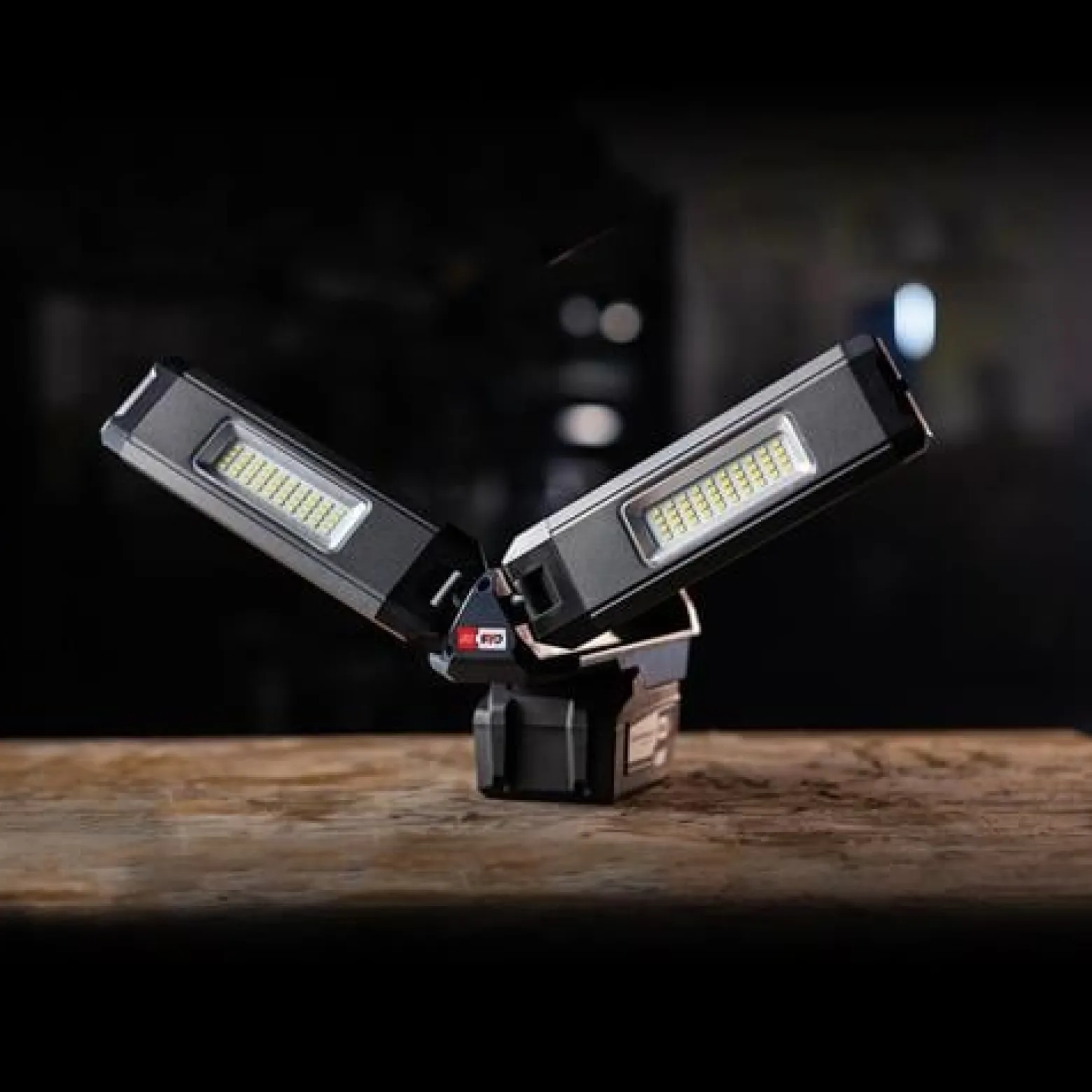 LED-Strahler DUO CONNECT 108 W 2500 lm 5,2 Ah 18 V IP30 SCANGRIP