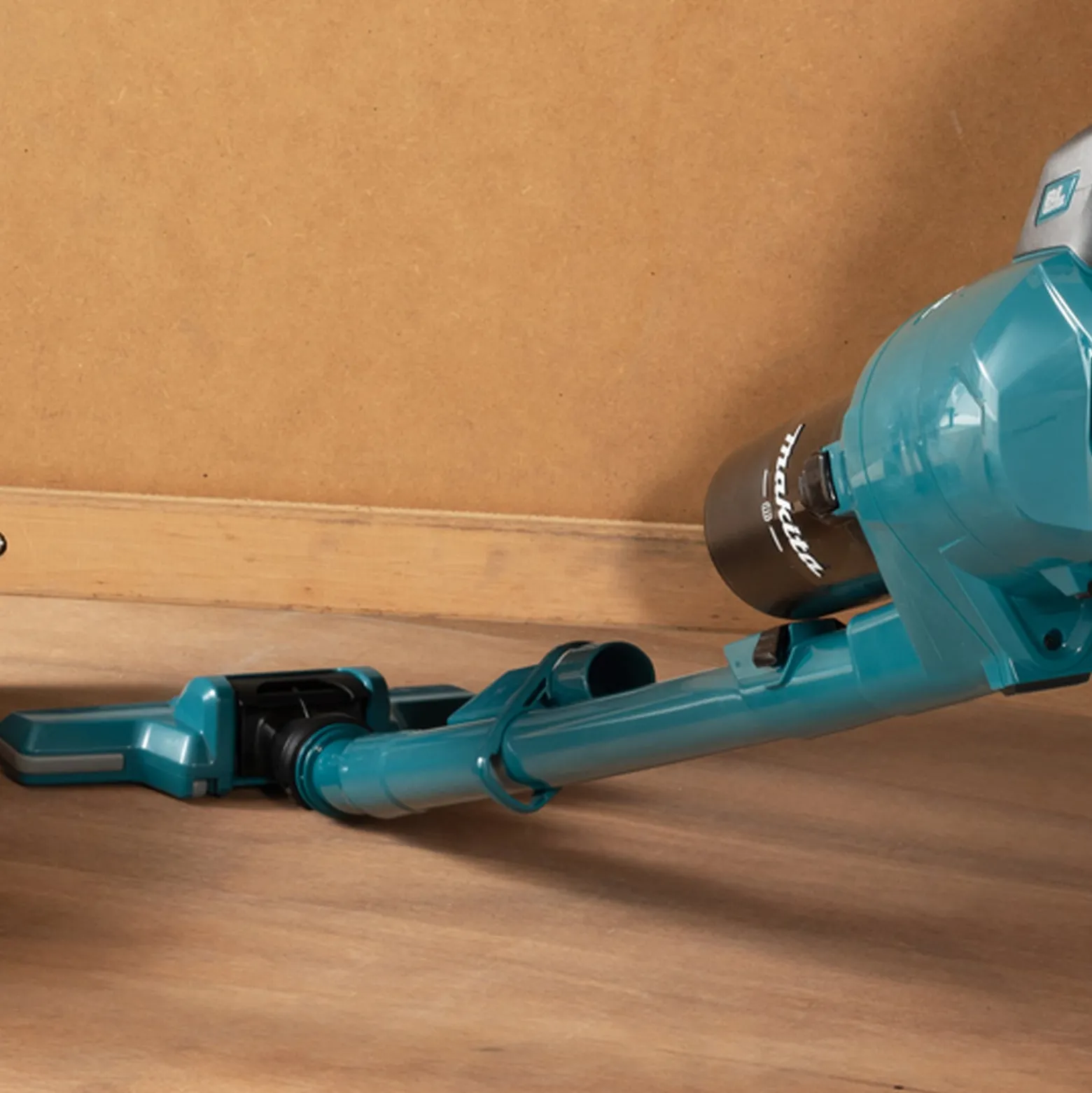 Makita CL003GZ Akku-Staubsauger 40V max. mit Zykloneinheit Solo
