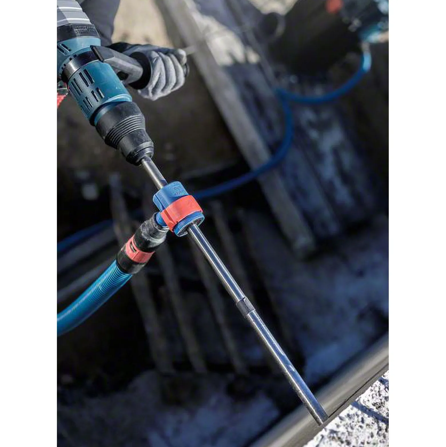 Makita DTP131RMJ Akku-Quadroschrauber 14,4V / 4,0 Ah, 2 Akkus + Ladegerät im MAKPAC