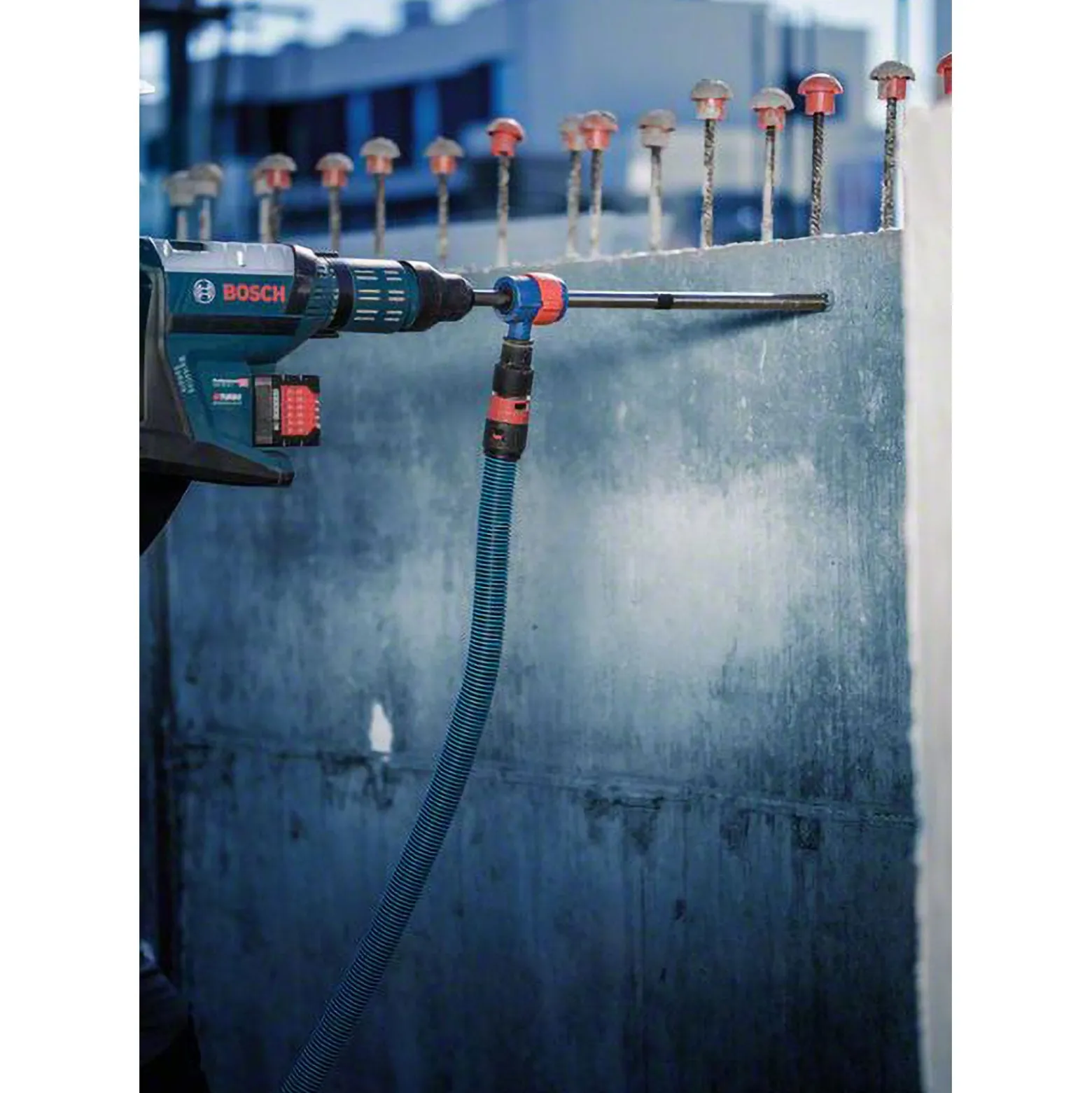 Makita DTP131RMJ Akku-Quadroschrauber 14,4V / 4,0 Ah, 2 Akkus + Ladegerät im MAKPAC