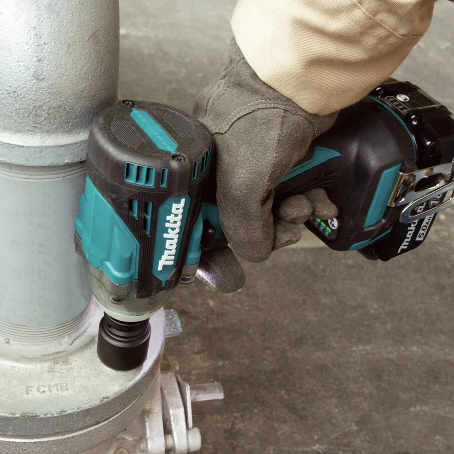 Makita DTW301Z Akku-Schlagschrauber 18V 1/2"-Außenvierkant mit Kugelrastung Solo
