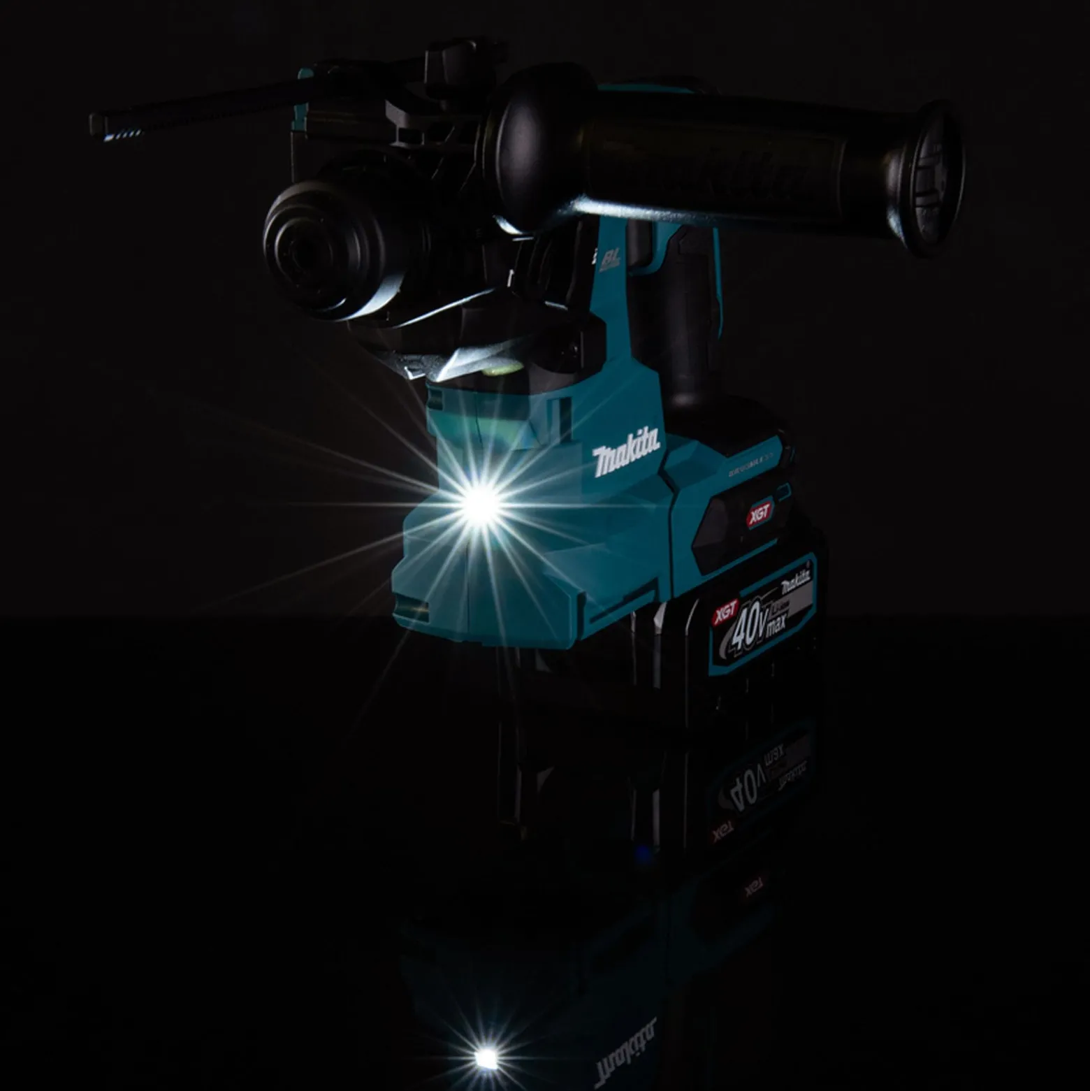 Makita HR010GD201 Akku-Kombihammer SDS-PLUS 40 V max. / 2x 2,5 Ah + Ladegerät im MAKPAC