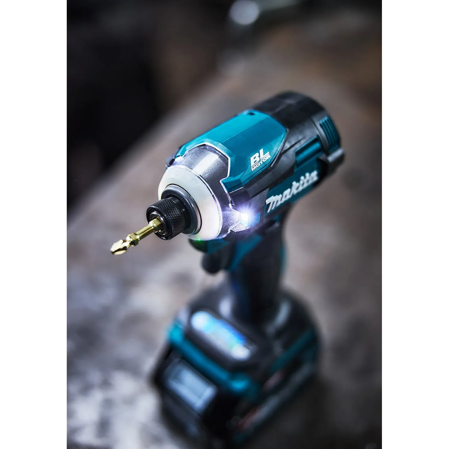 Makita TD001GZ Akku-Schlagschrauber 40V max. Solo