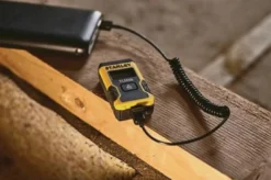 STANLEY Laserentfernungsmesser 12m ± 6mm IP 54 - STHT77666-0